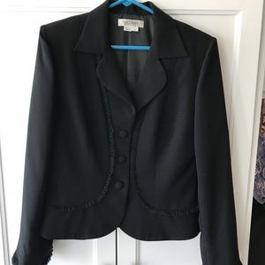 Kay Unger NY perfect black suit